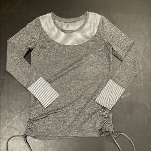 90 Degree By Reflex Gray and White Long Sleeve Top